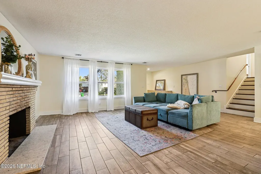 1911 Tanglewood Road Jacksonville Beach FL 32250