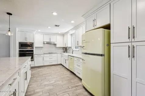 1911 Tanglewood Road Jacksonville Beach FL 32250