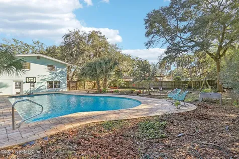 1911 Tanglewood Road Jacksonville Beach FL 32250
