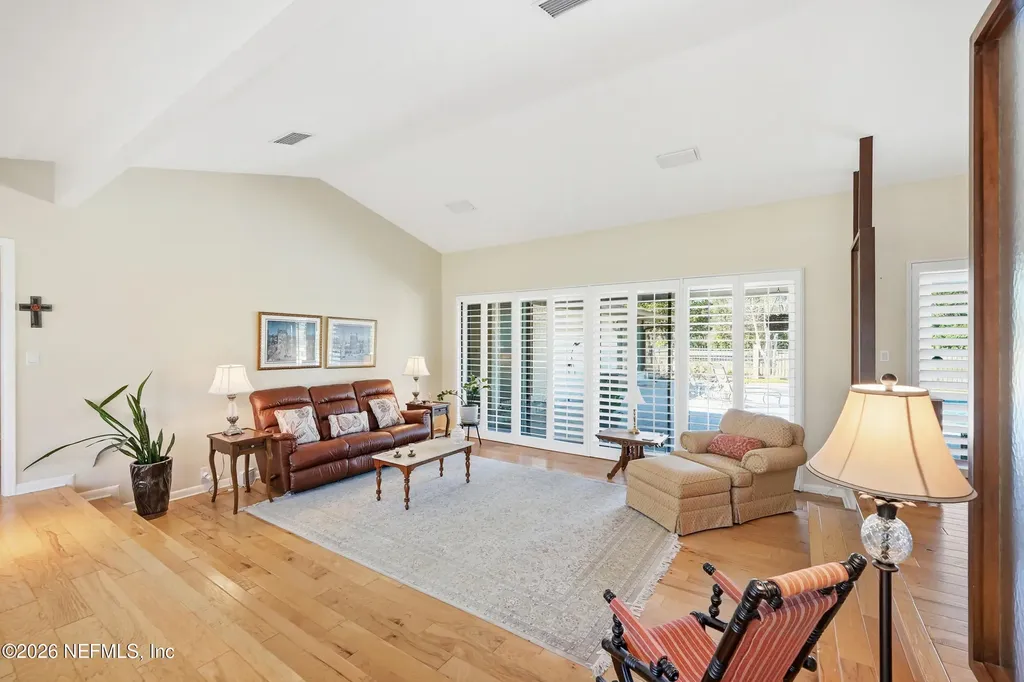 7946 Quailwood Drive Jacksonville FL 32256