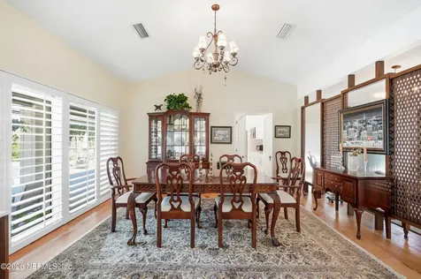 7946 Quailwood Drive Jacksonville FL 32256
