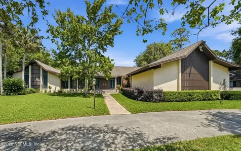 7946 Quailwood Drive Jacksonville FL 32256