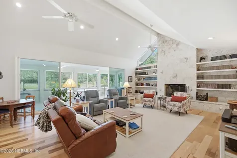 7946 Quailwood Drive Jacksonville FL 32256