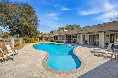 7946 Quailwood Drive Jacksonville FL 32256