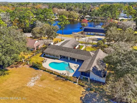 7946 Quailwood Drive Jacksonville FL 32256