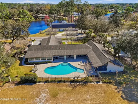 7946 Quailwood Drive Jacksonville FL 32256
