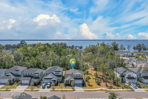 20 Oakmoss Drive St. Johns FL 32259