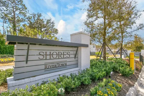 20 Oakmoss Drive St. Johns FL 32259
