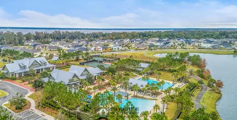 20 Oakmoss Drive St. Johns FL 32259