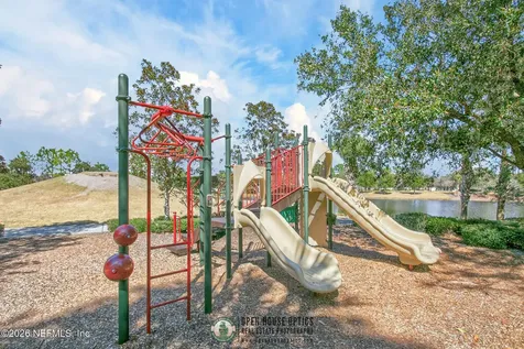 20 Oakmoss Drive St. Johns FL 32259