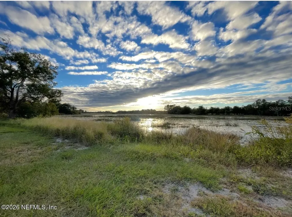 19751 Cr 33 Groveland FL 34736