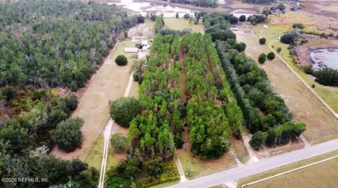 19751 Cr 33 Groveland FL 34736