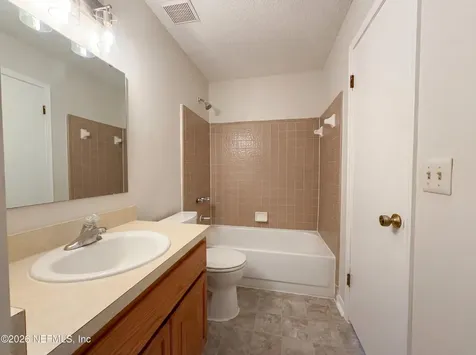 4473 Melissa Court W Jacksonville FL 32210