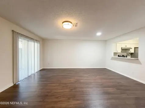 4473 Melissa Court W Jacksonville FL 32210