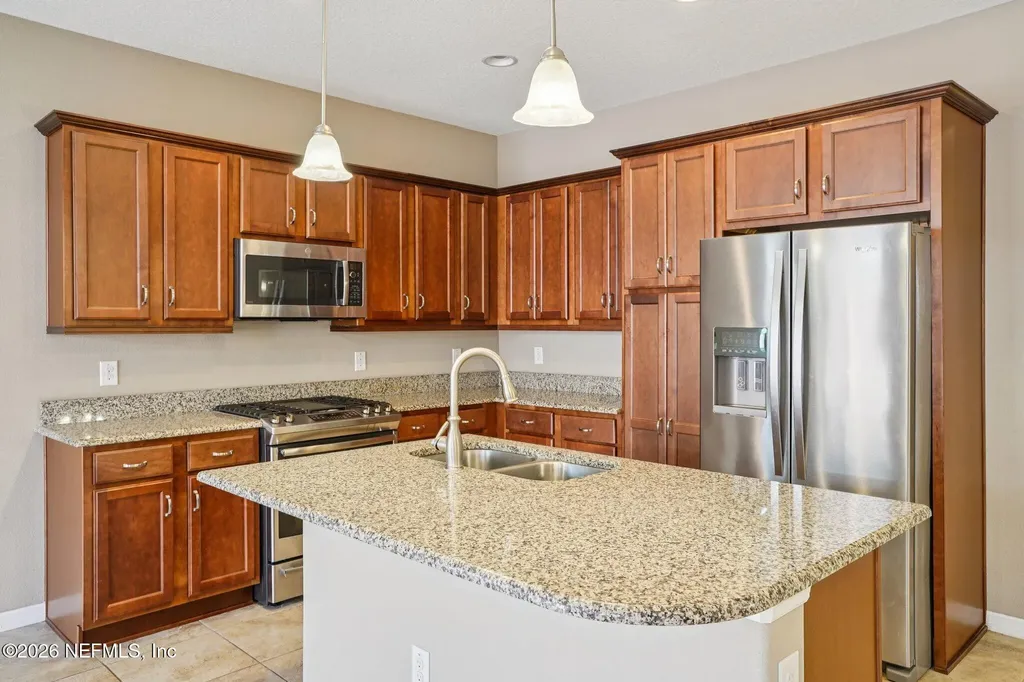5255 NW 33rd Place Ocala FL 34482