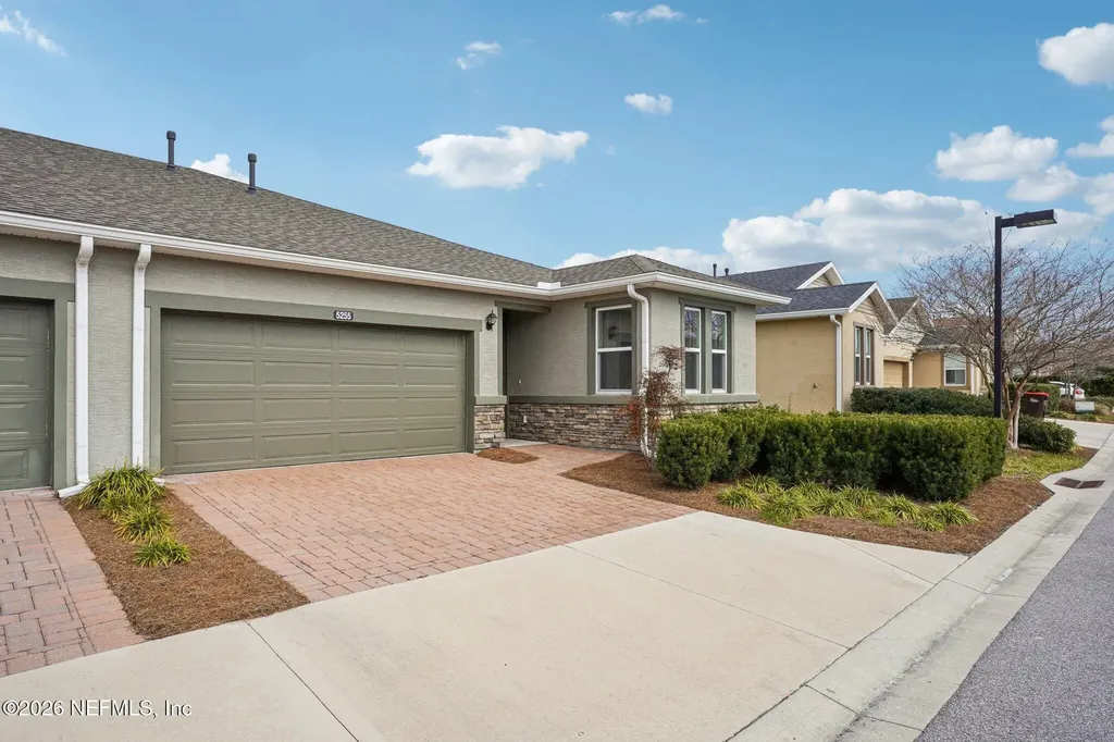 5255 NW 33rd Place Ocala FL 34482