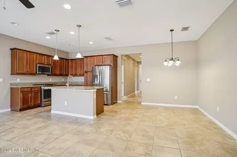 5255 NW 33rd Place Ocala FL 34482