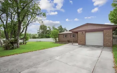 8204 Frost Street S Jacksonville FL 32221