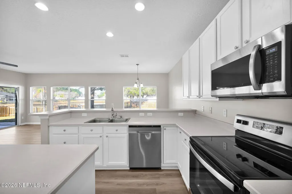 8663 Derry Drive Jacksonville FL 32244