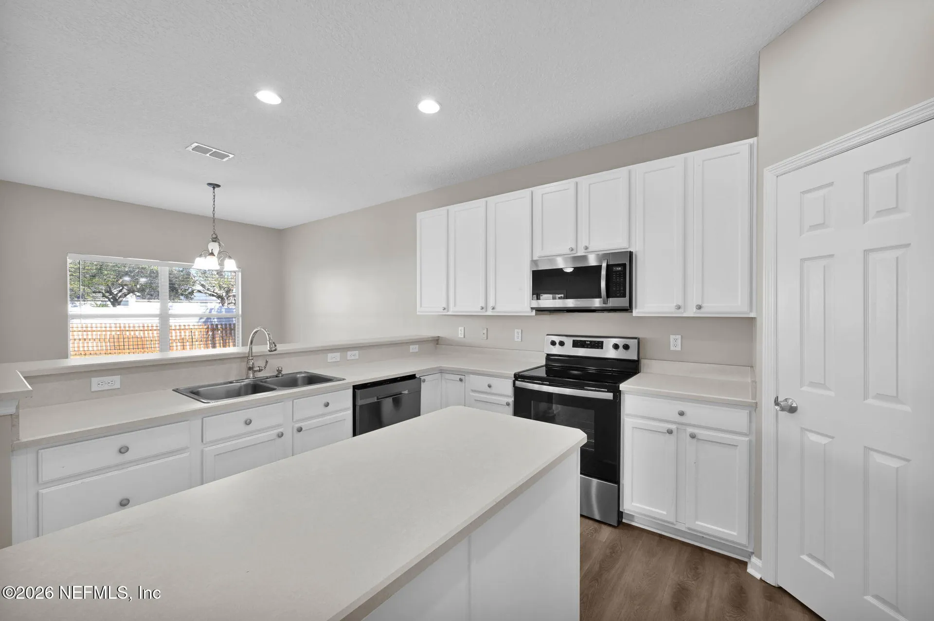 8663 Derry Drive Jacksonville FL 32244