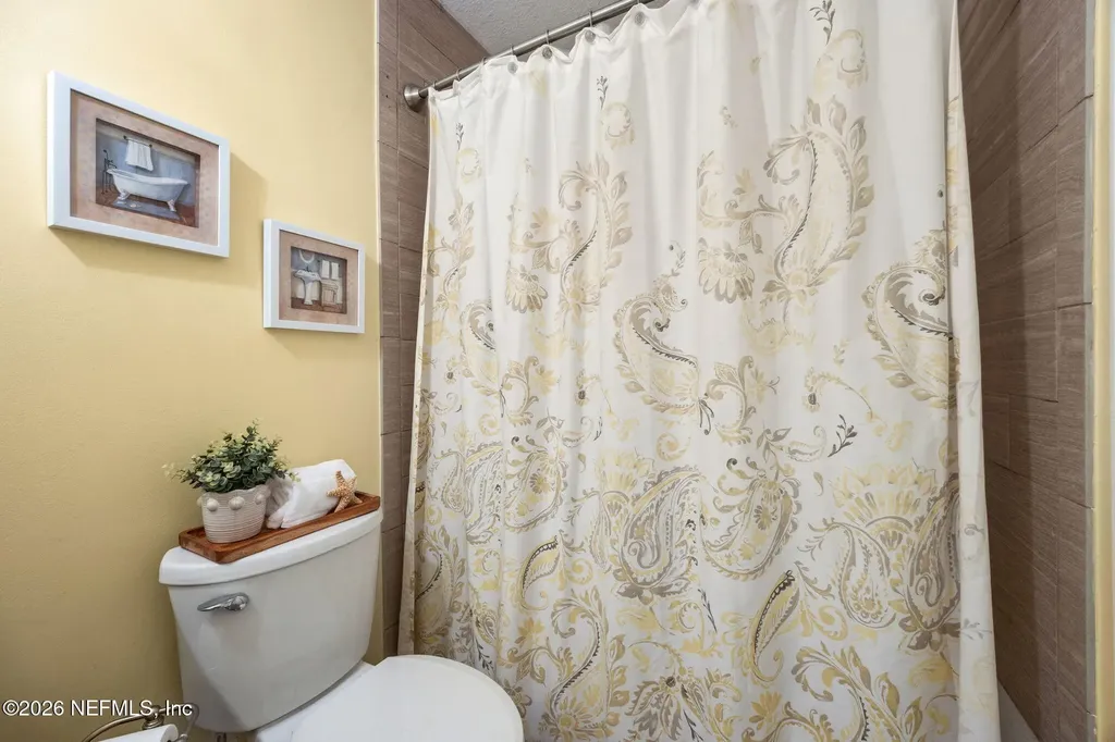 2700 Mizell Avenue Fernandina Beach FL 32034