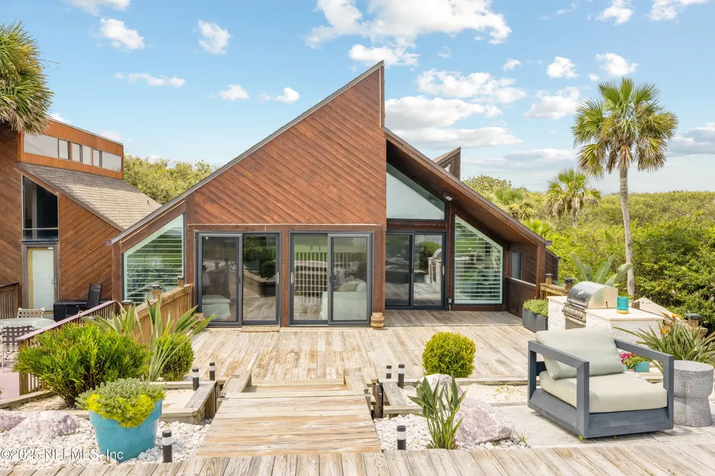 2277 Seminole Road Atlantic Beach FL 32233