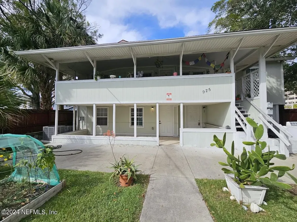 925 Phillips Street Jacksonville FL 32207