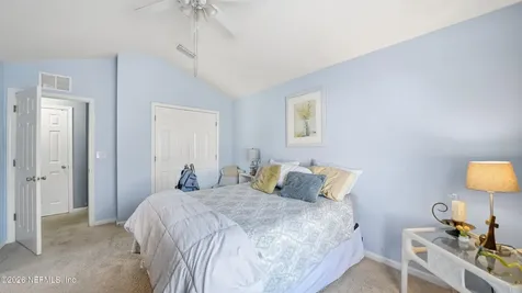 8468 Climbing Ivy Trail S Jacksonville FL 32216