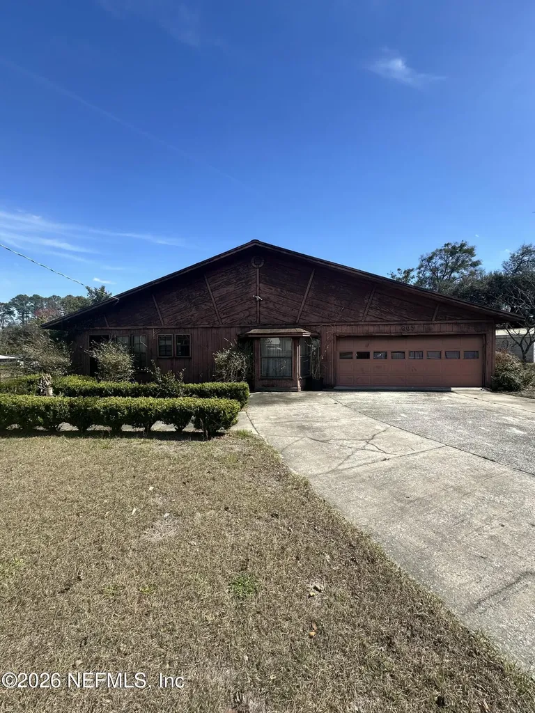 907 E Crest Drive Jacksonville FL 32221