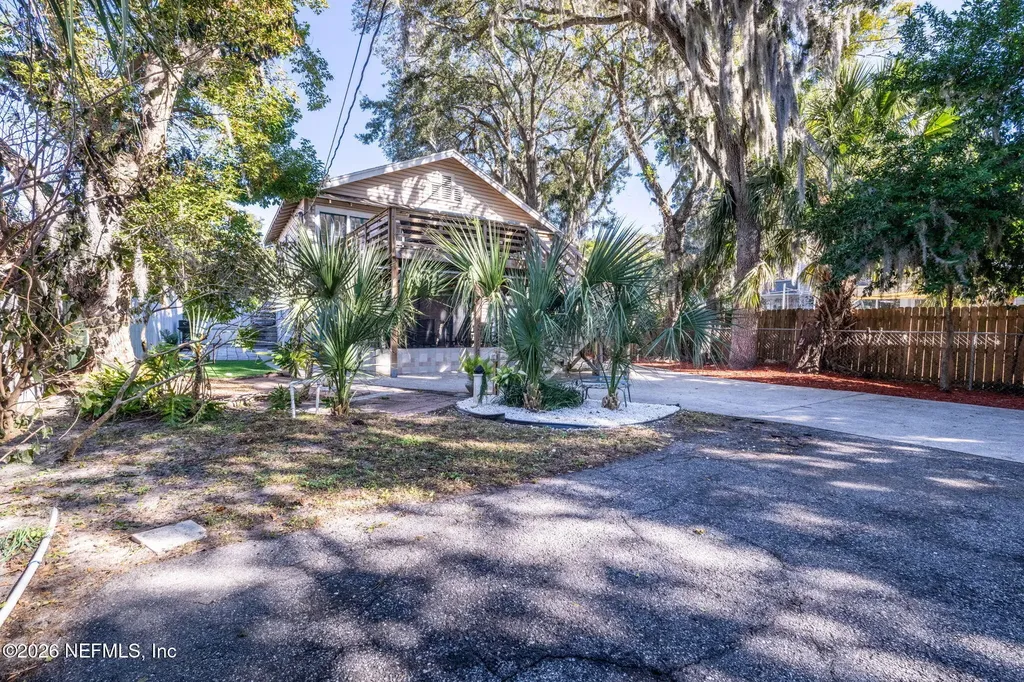 16 Myrtle Avenue St. Augustine FL 32084