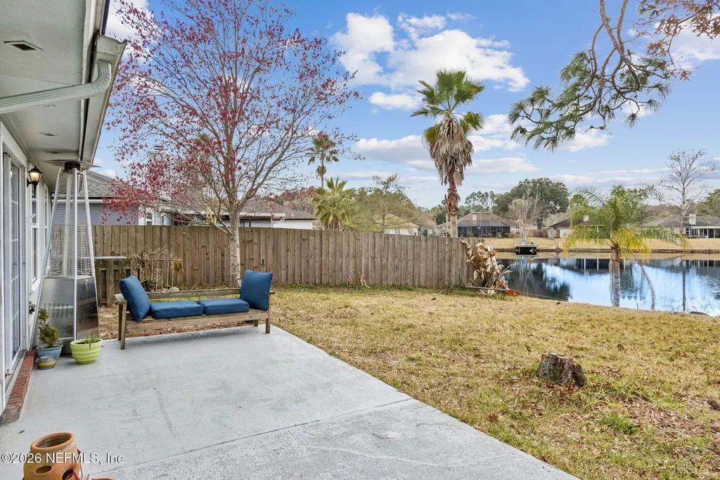 4556 Shaky Leaf Lane N Jacksonville FL 32224