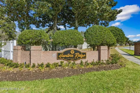 4556 Shaky Leaf Lane N Jacksonville FL 32224
