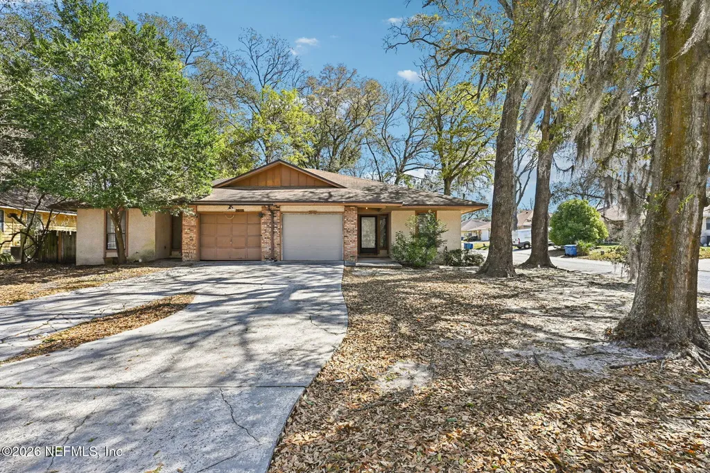 3541 Villa Place Jacksonville FL 32277