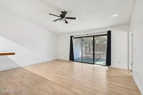 3541 Villa Place Jacksonville FL 32277