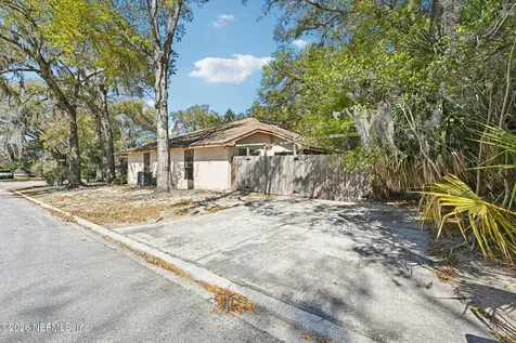 3541 Villa Place Jacksonville FL 32277