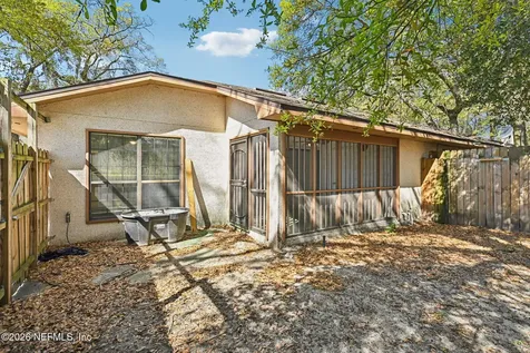 3541 Villa Place Jacksonville FL 32277