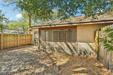 3541 Villa Place Jacksonville FL 32277