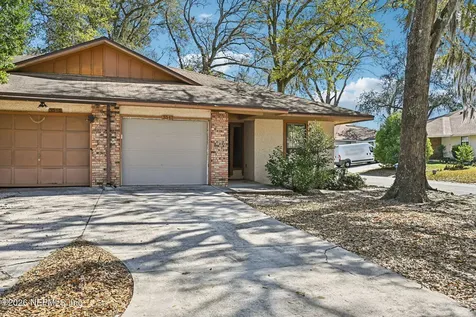 3541 Villa Place Jacksonville FL 32277