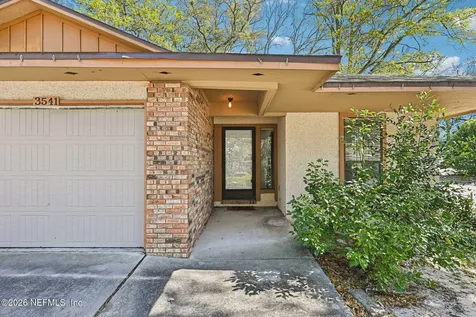3541 Villa Place Jacksonville FL 32277