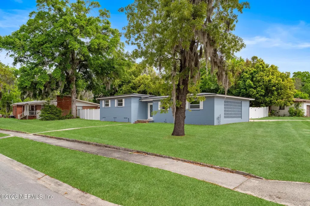 4013 Rogero Road Jacksonville FL 32277