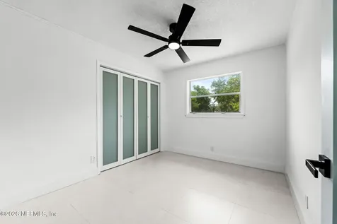 4013 Rogero Road Jacksonville FL 32277