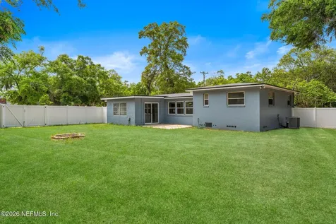 4013 Rogero Road Jacksonville FL 32277