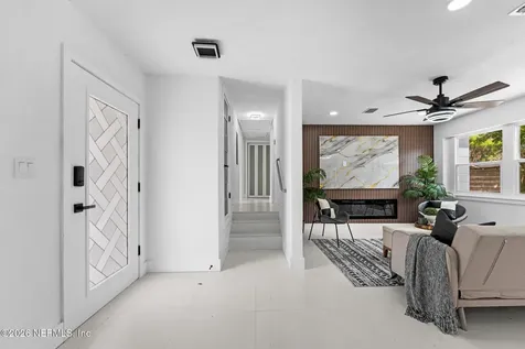 4013 Rogero Road Jacksonville FL 32277