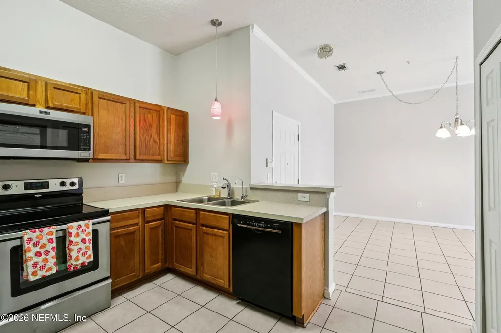7920 Merrill Road Jacksonville FL 32277