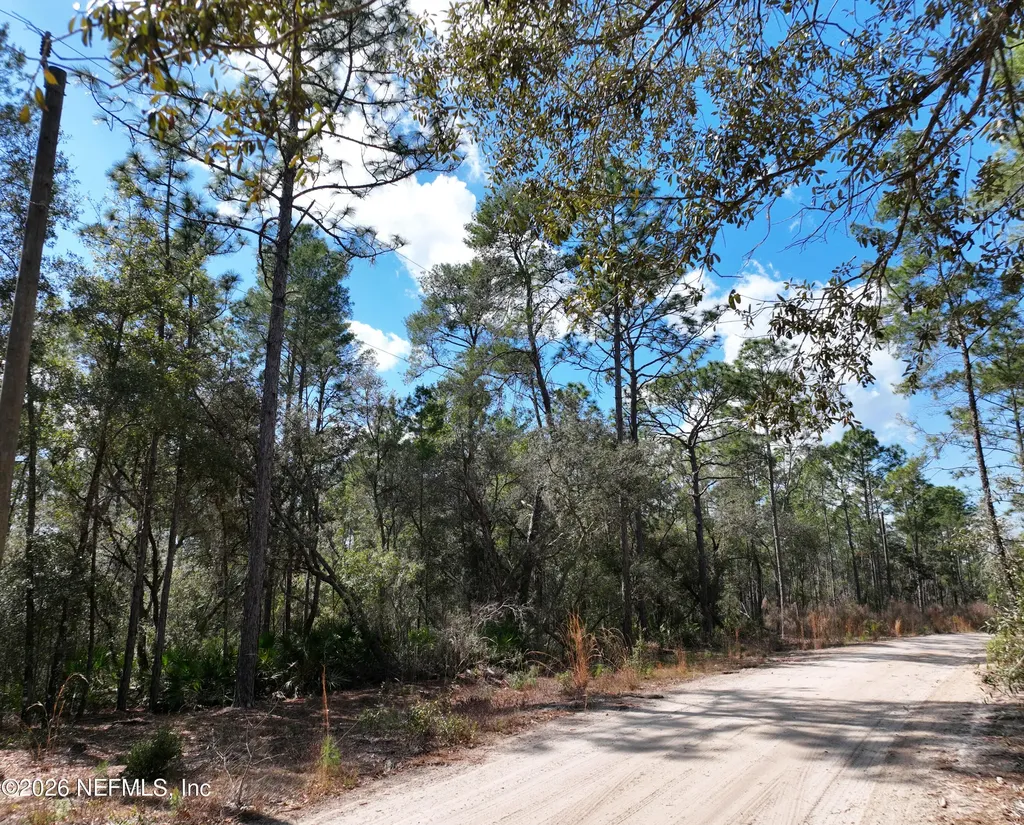 143 Florida Boulevard Satsuma FL 32189