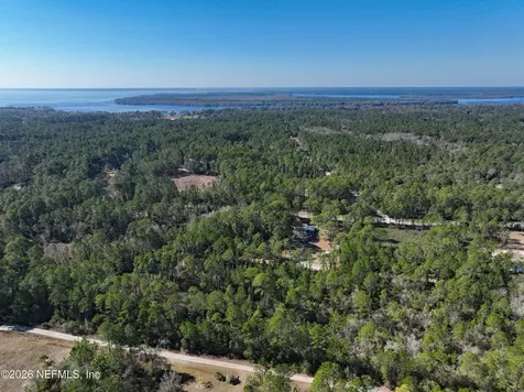 127 Roebuck Street Georgetown FL 32139
