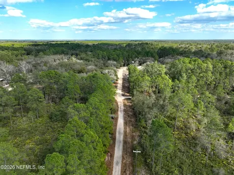 302 Tangerine Trail Satsuma FL 32189