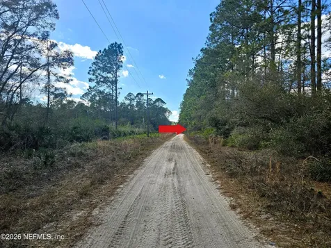 302 Tangerine Trail Satsuma FL 32189