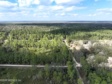 302 Tangerine Trail Satsuma FL 32189