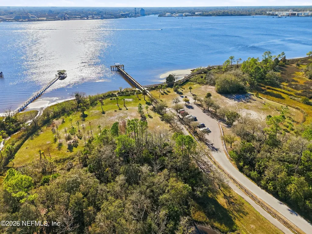 3857 Sandy Shores Drive Jacksonville FL 32277